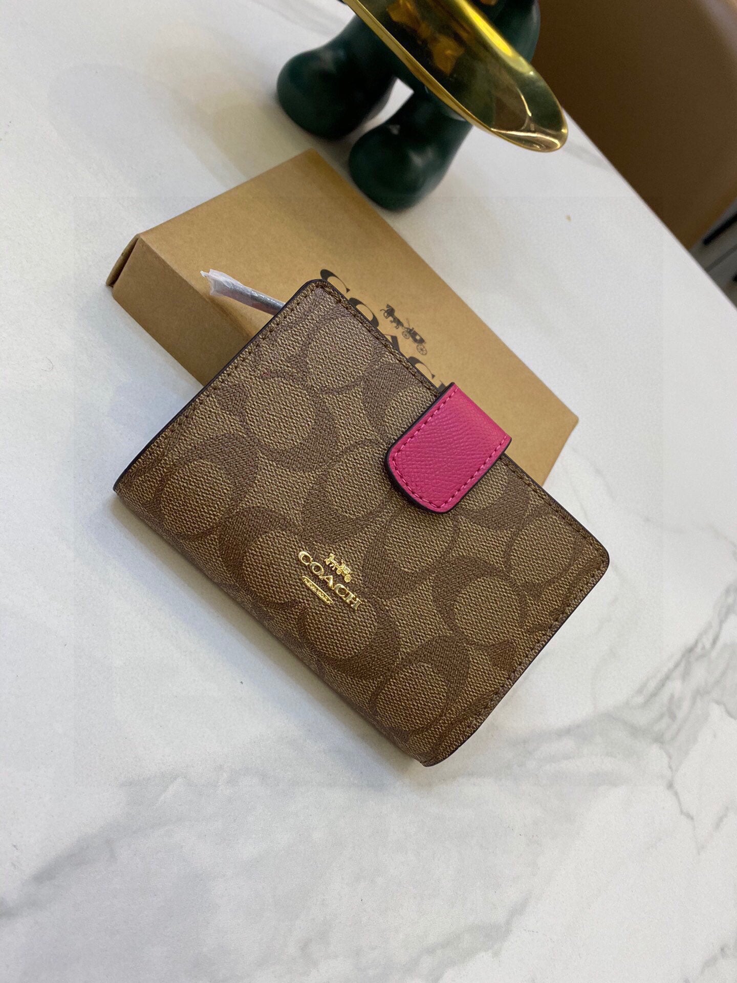 COACH-015Wallet