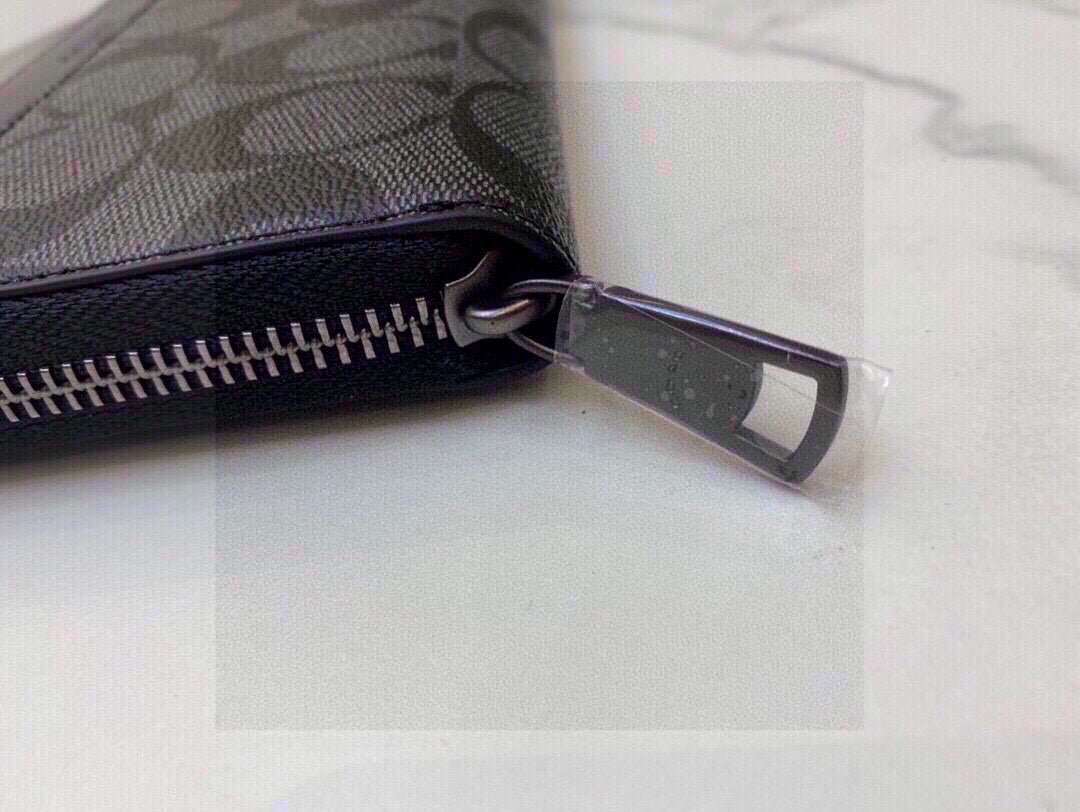 COACH-003Wallet