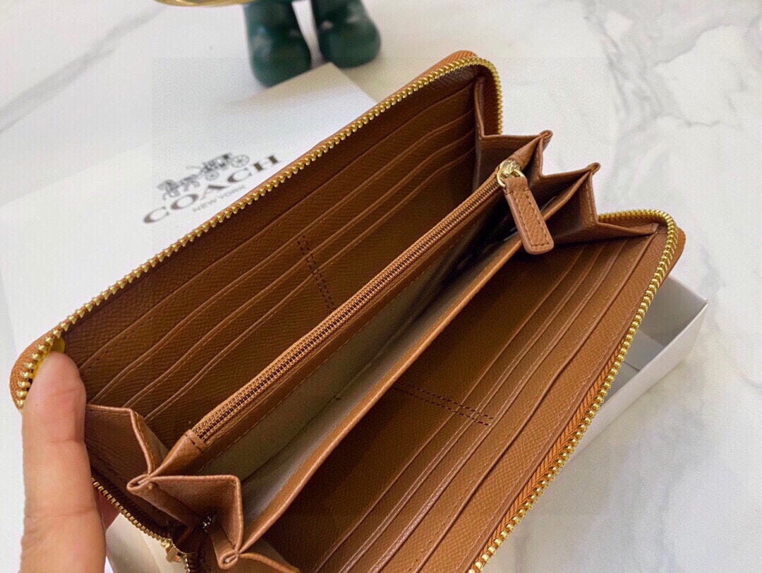 COACH-009Wallet