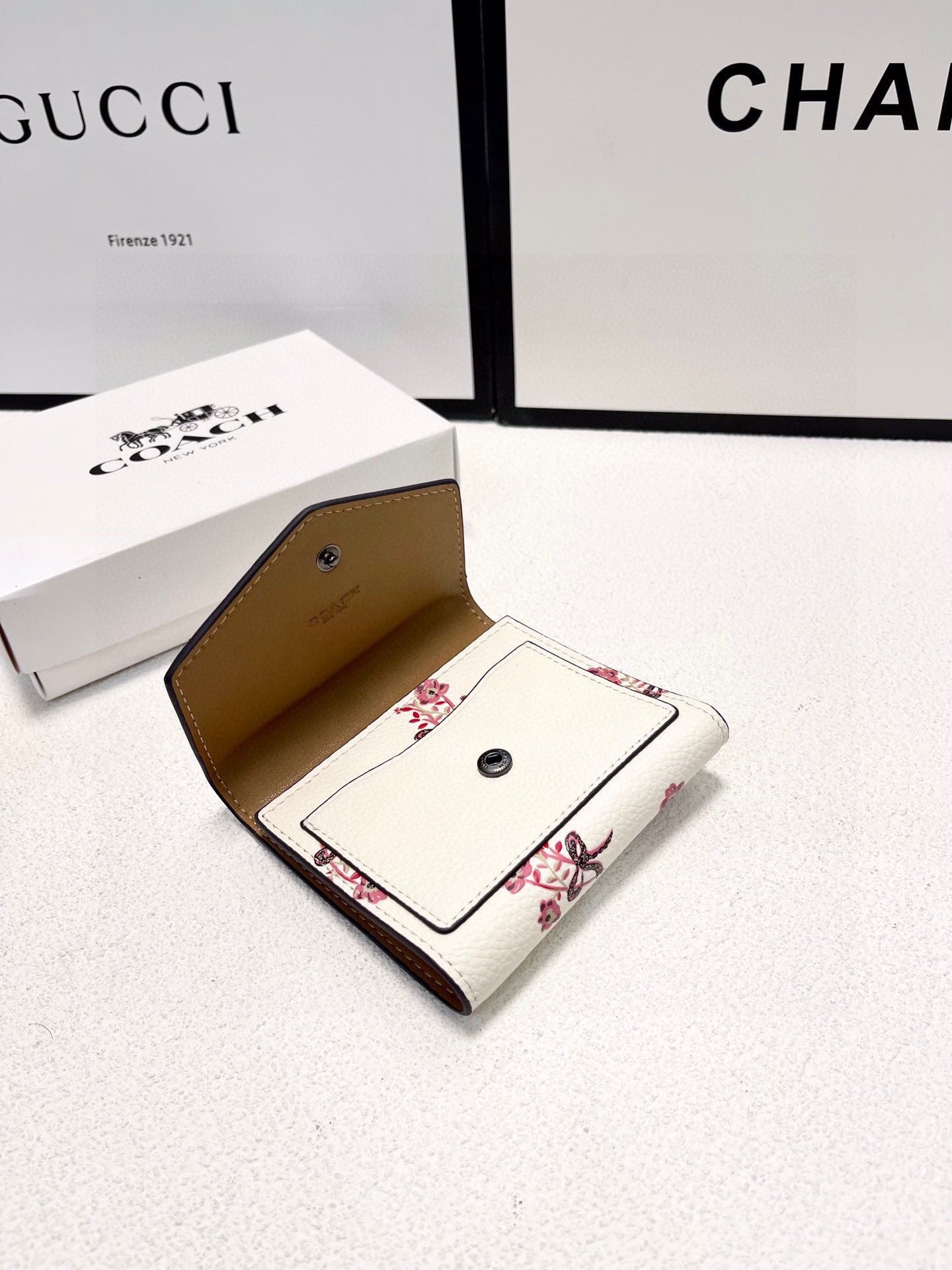COACH-012Wallet