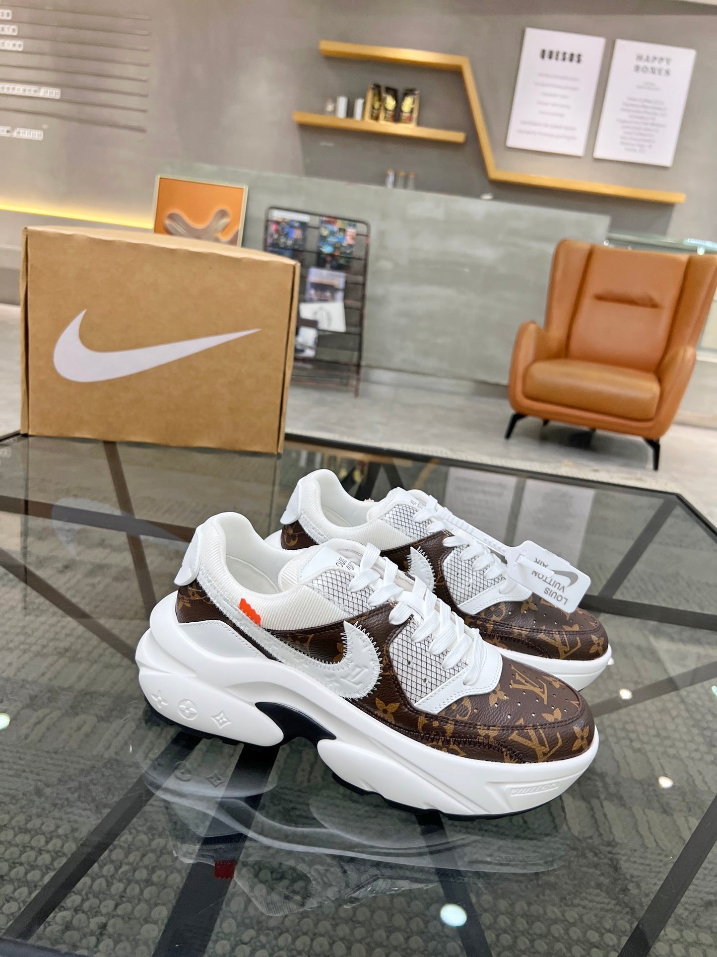 Gucci-184Shoes