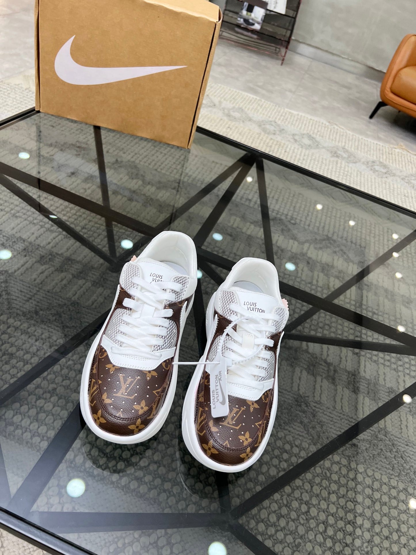 Gucci-184Shoes