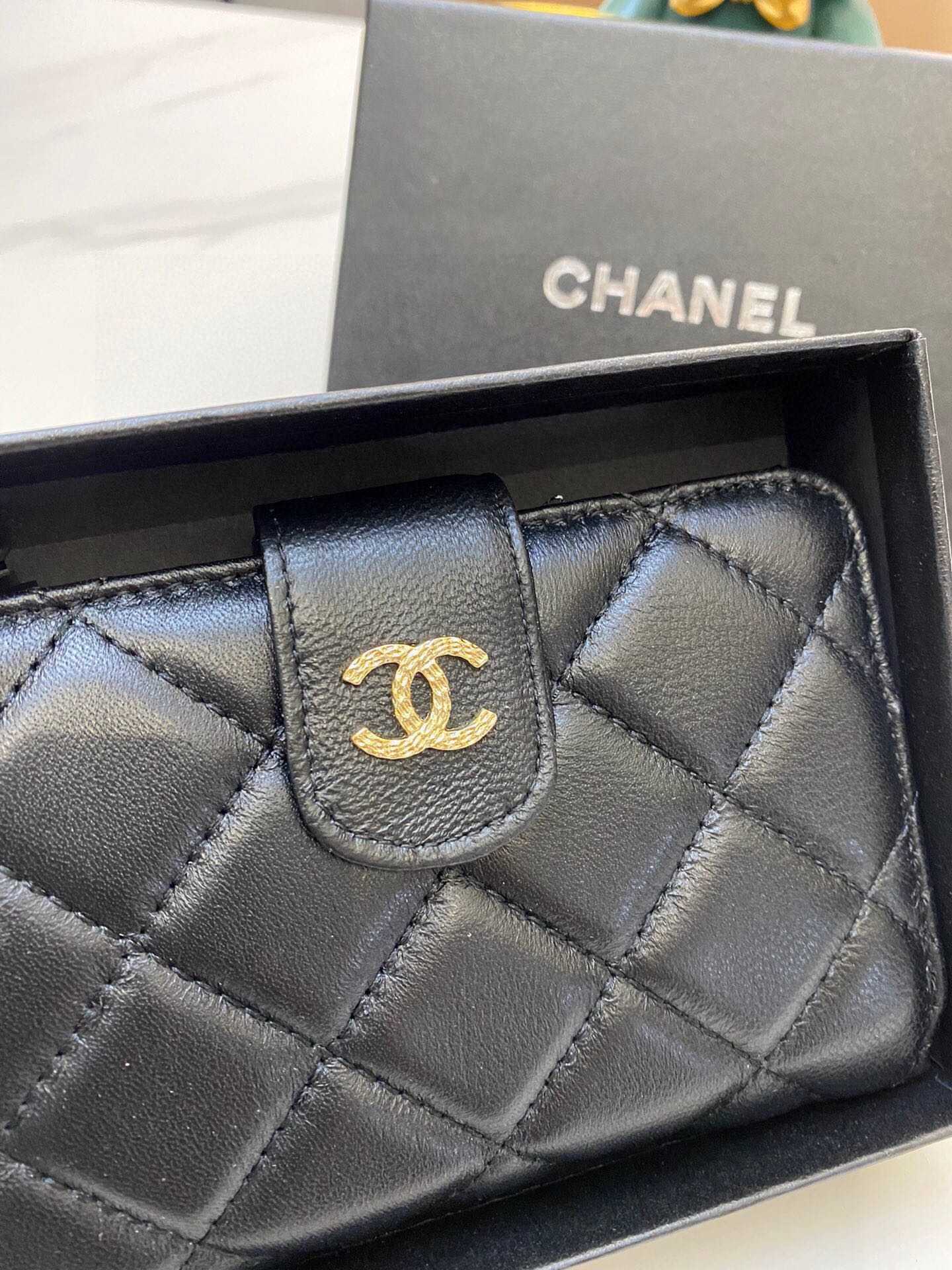 CHANEL-022Wallet