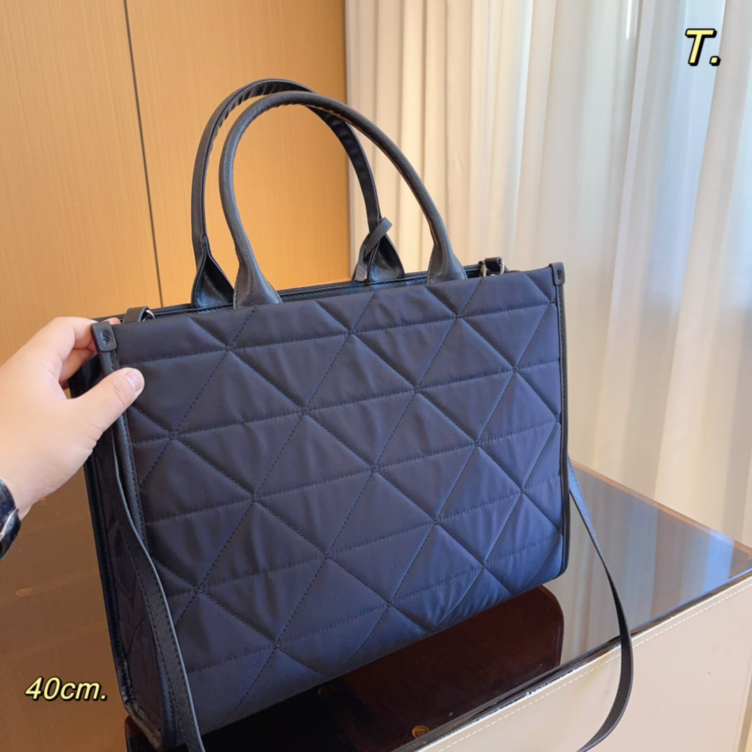 PRADA BAG-005