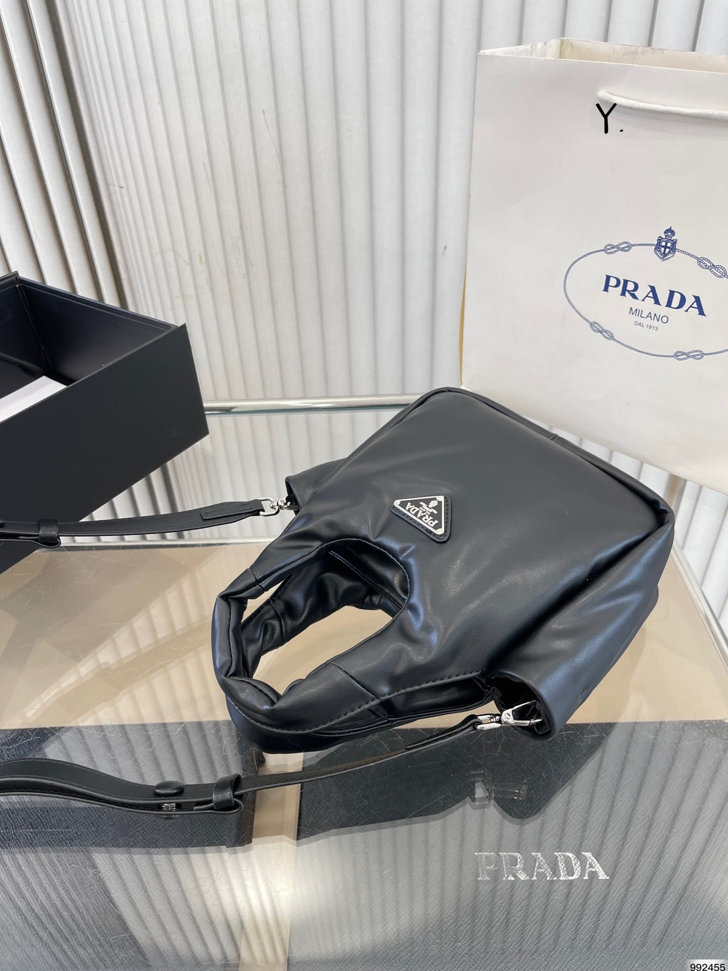 PRADA BAG-009