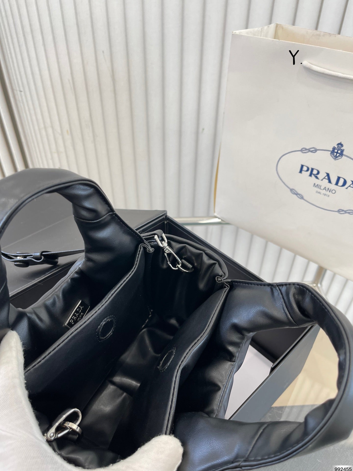 PRADA BAG-009