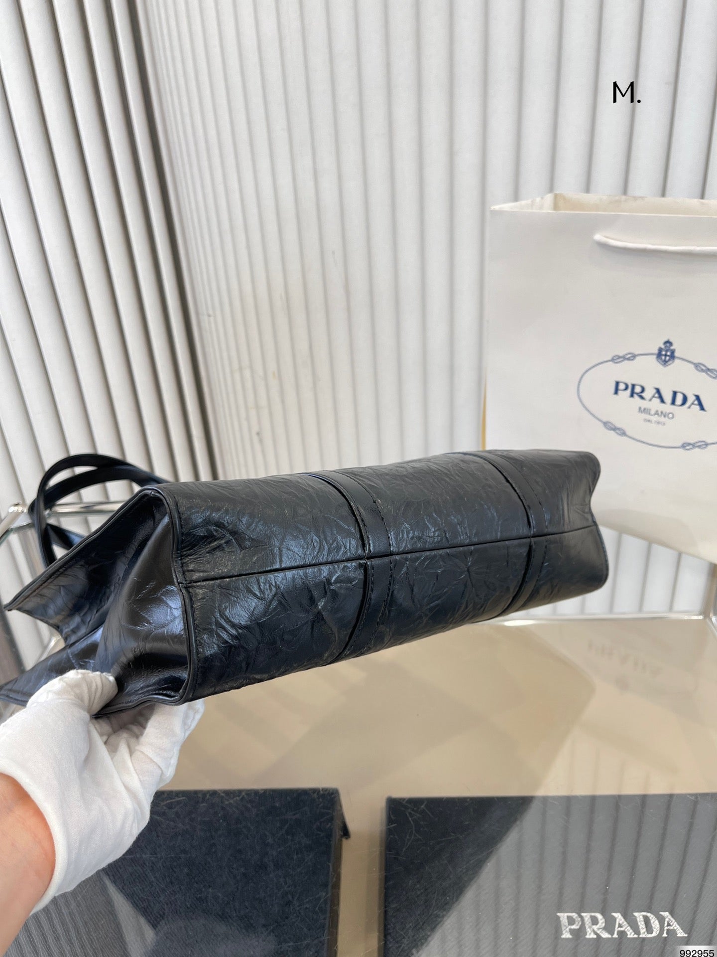 PRADA BAG-011