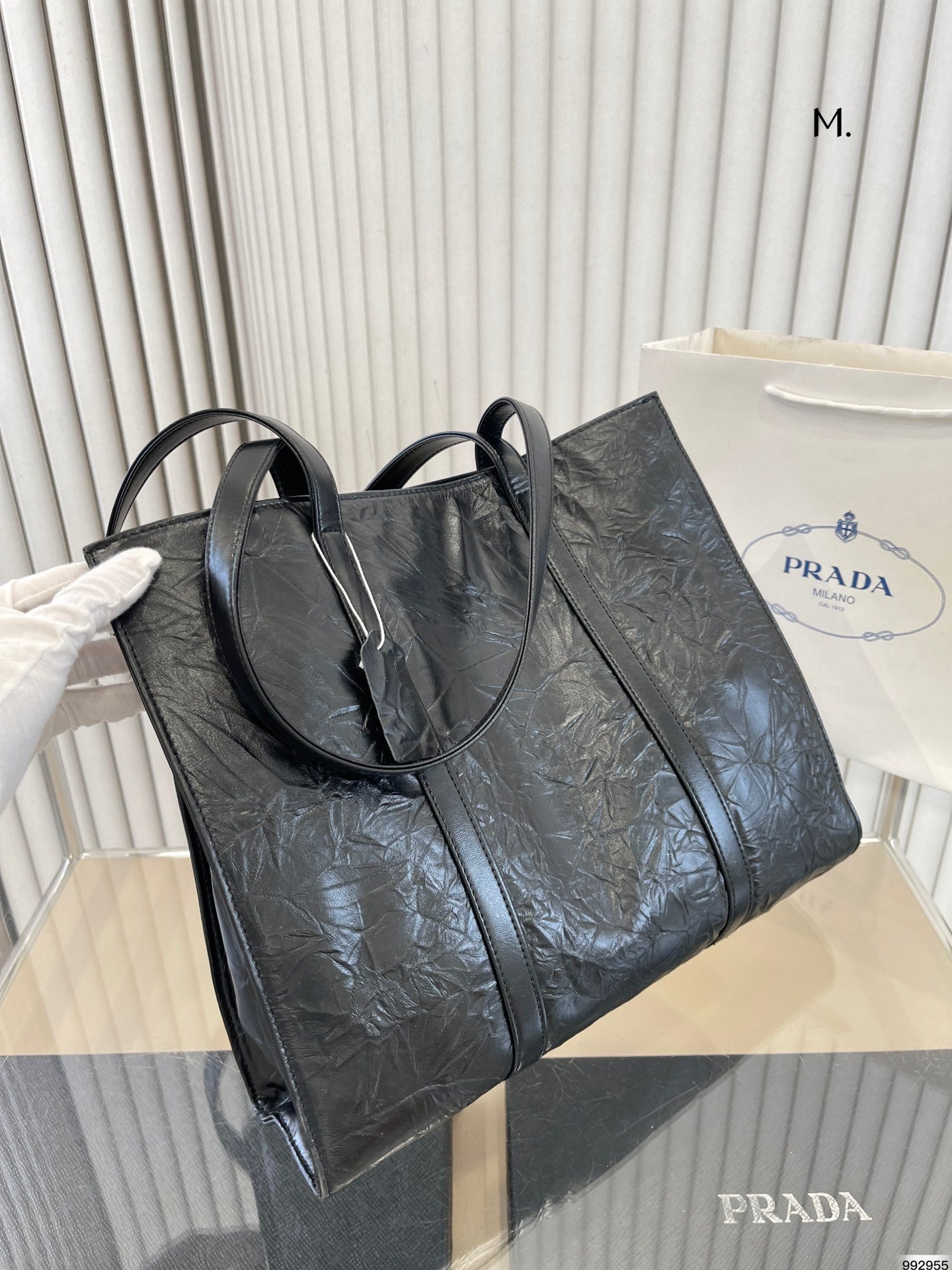 PRADA BAG-011