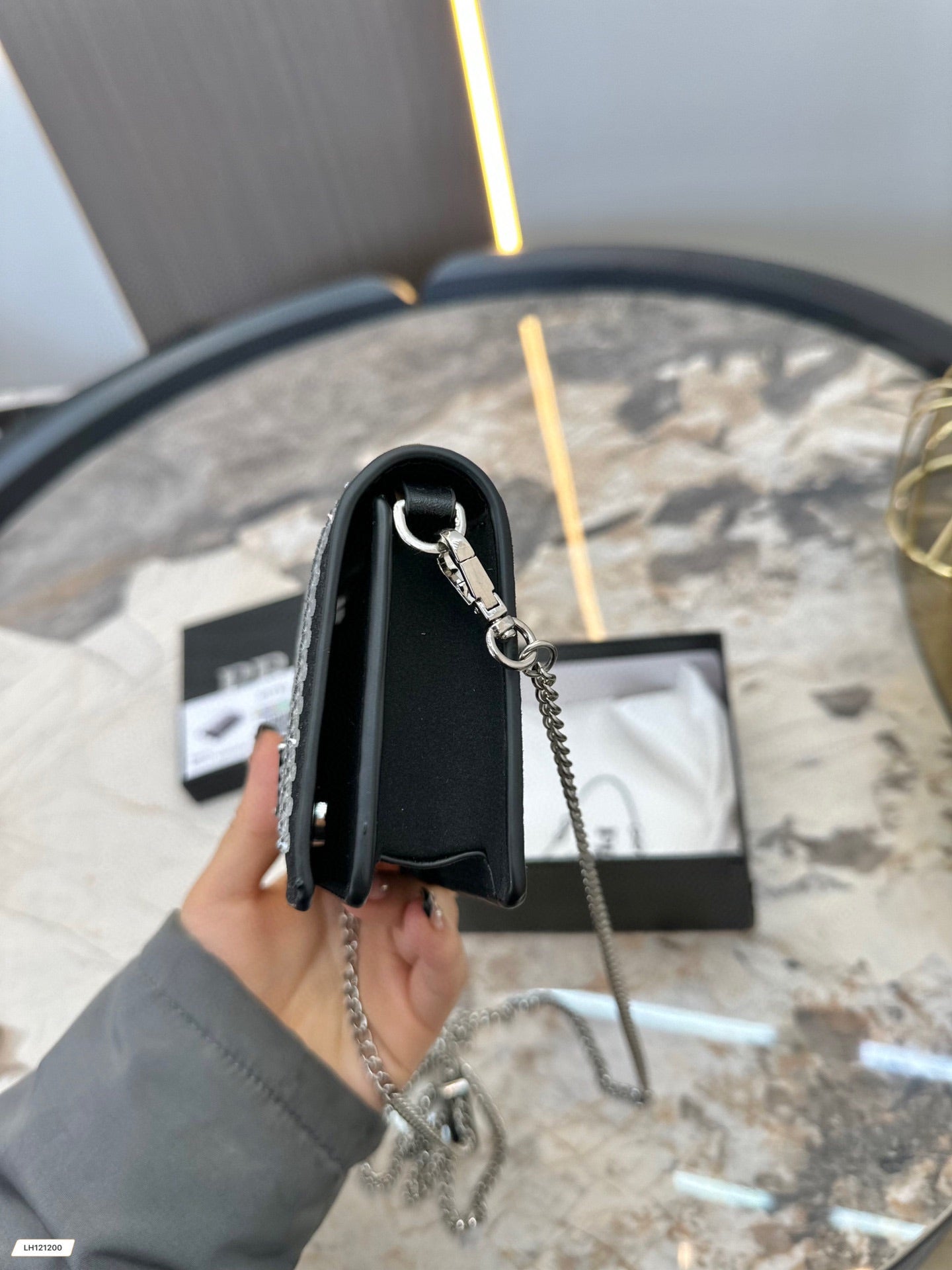 PRADA BAG-015