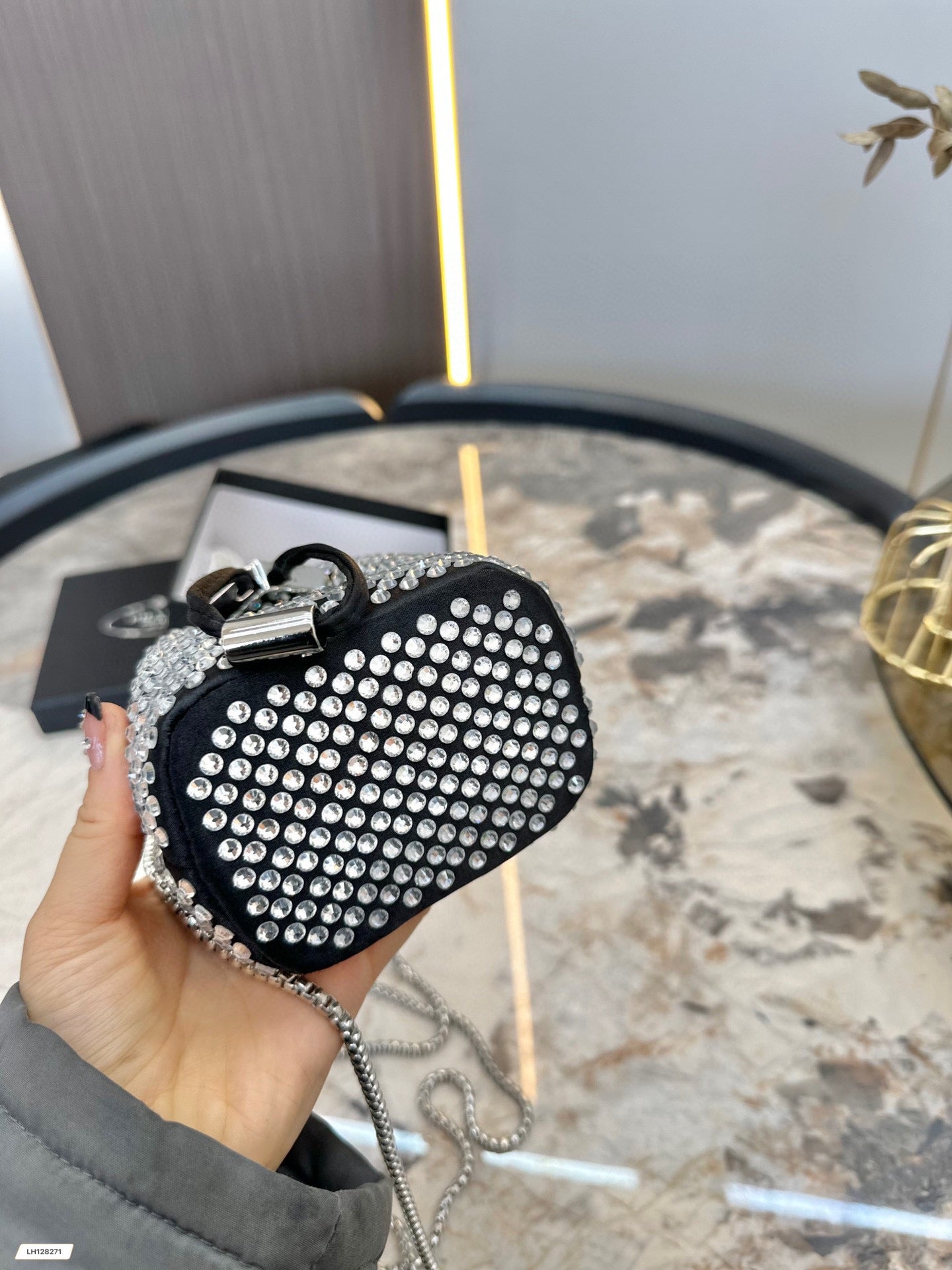 PRADA BAG-017