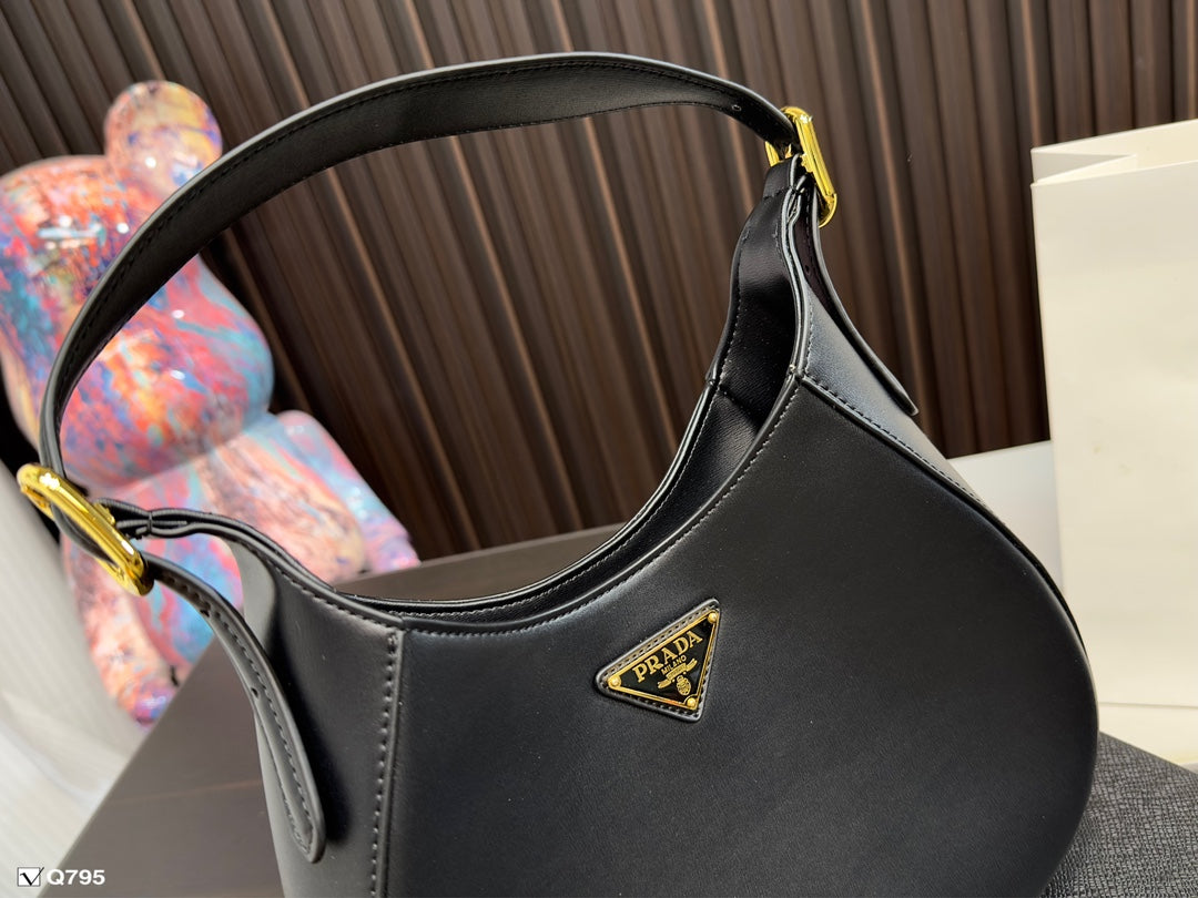 PRADA BAG-022