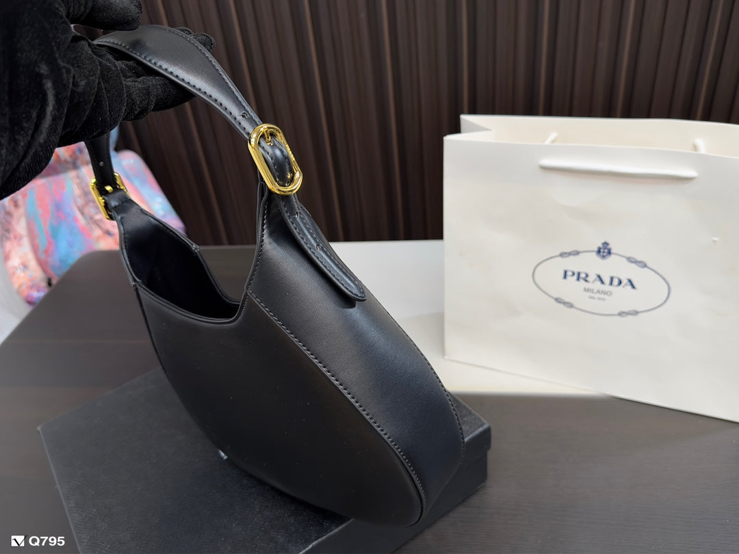 PRADA BAG-022