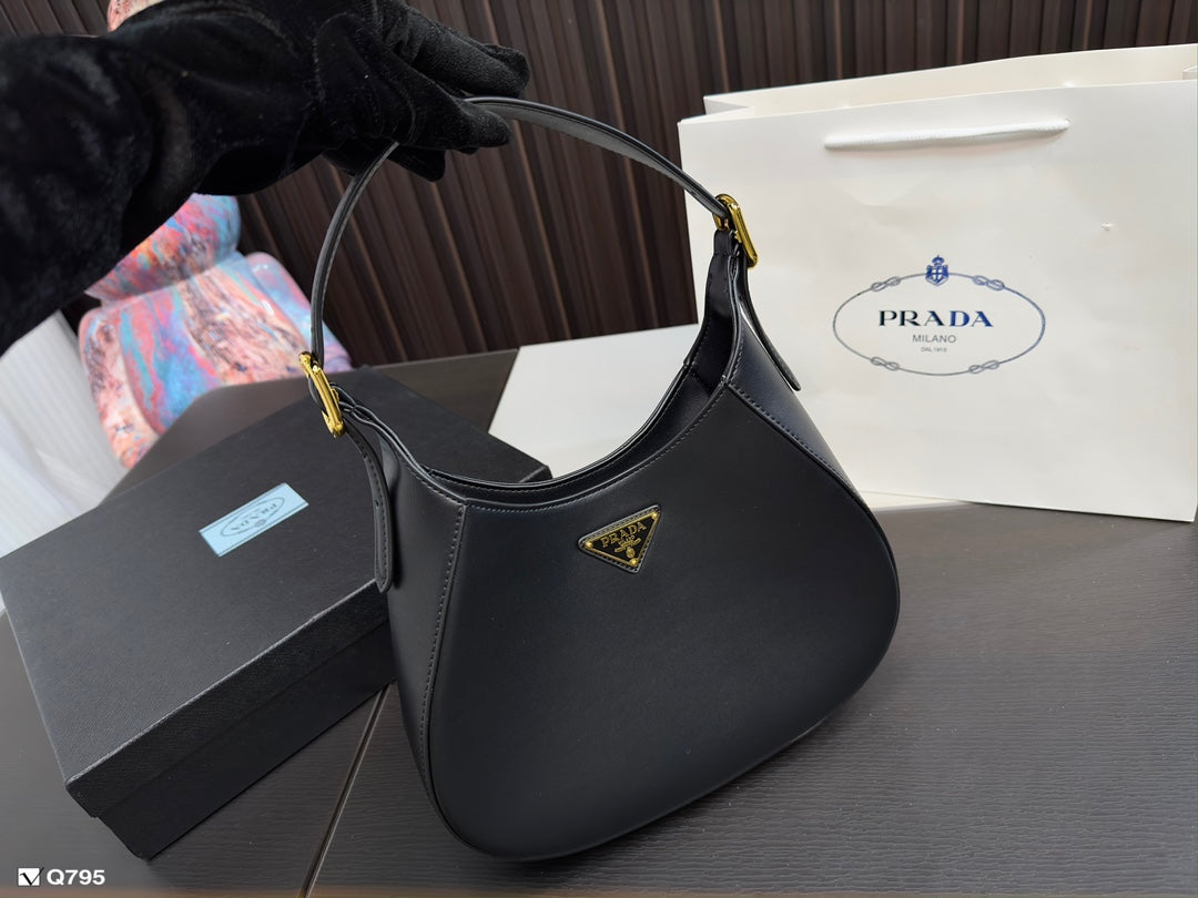 PRADA BAG-022