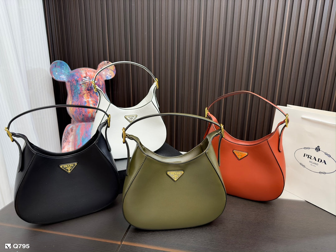 PRADA BAG-023