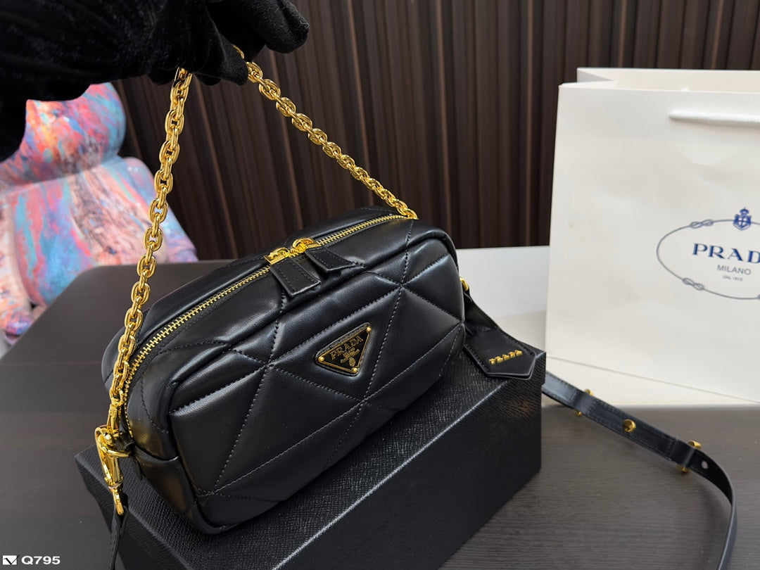 PRADA BAG-024