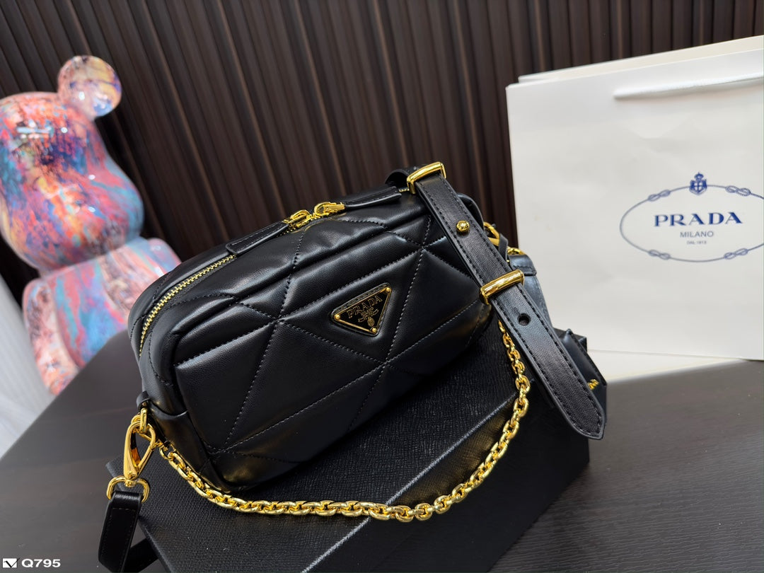 PRADA BAG-024