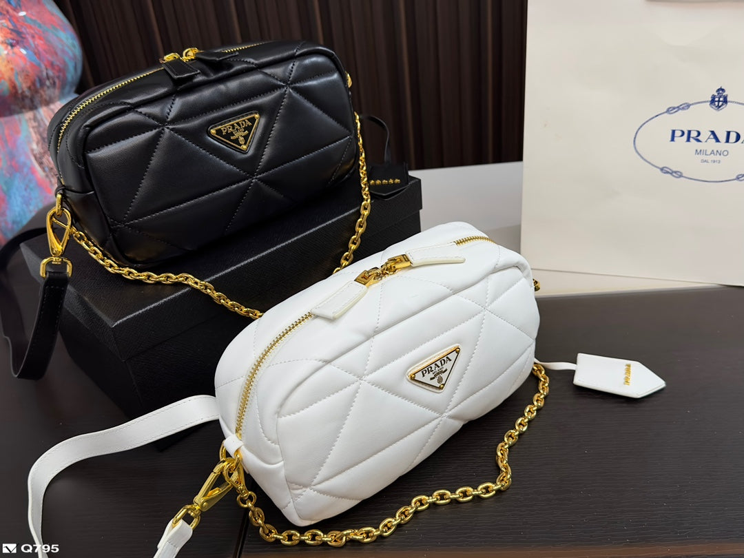 PRADA BAG-025