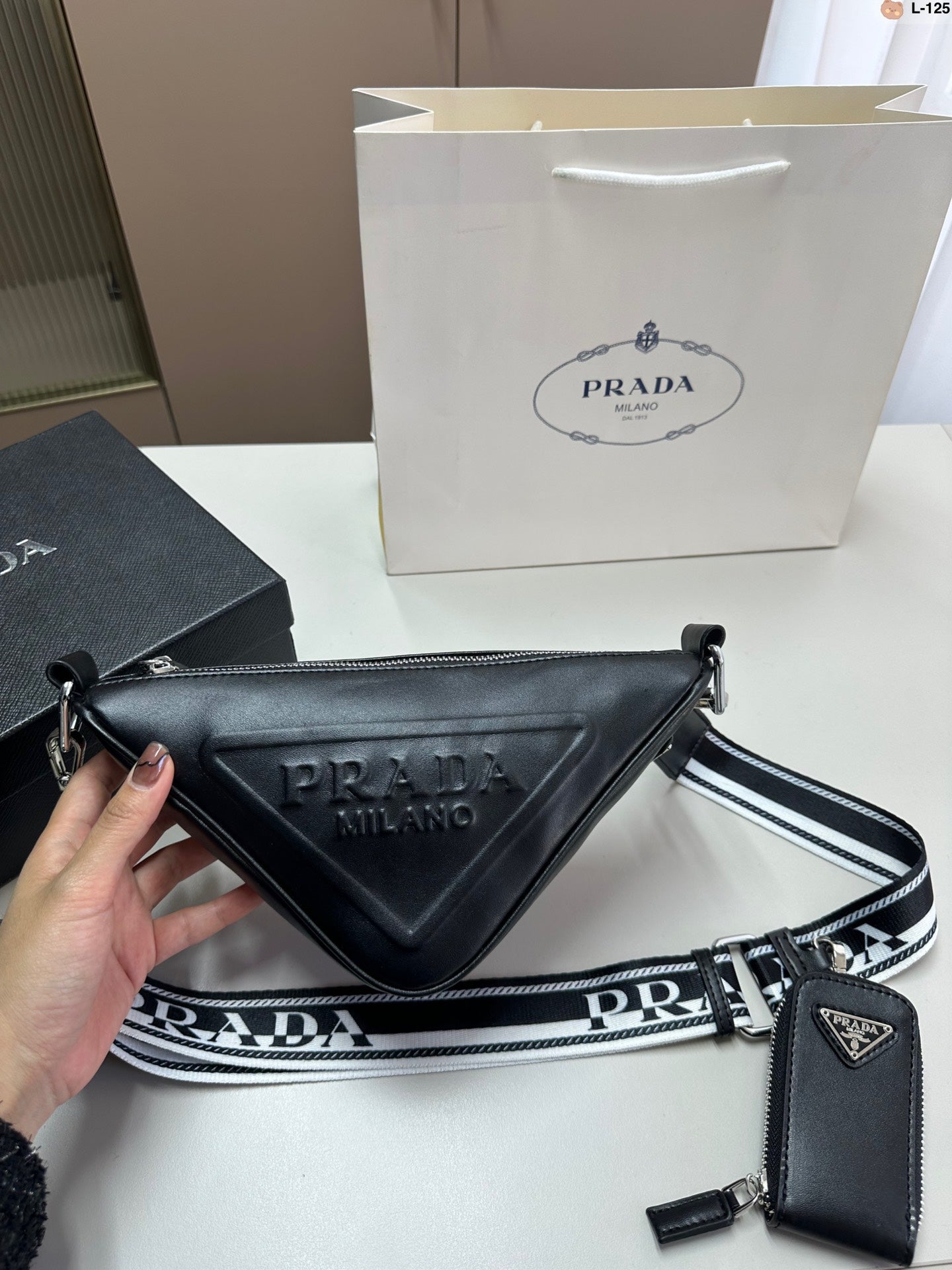 PRADA BAG-040