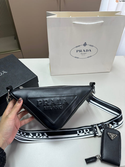 PRADA BAG-040