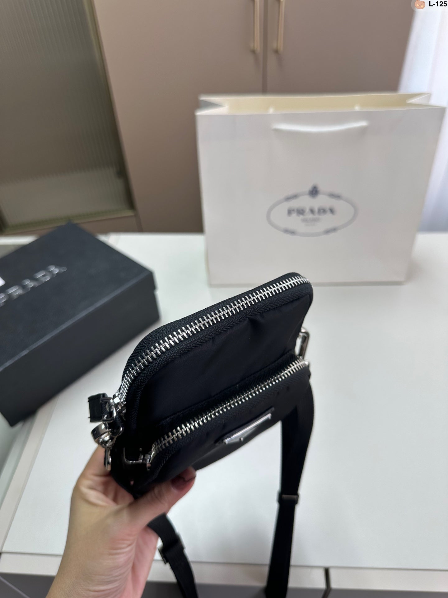 PRADA BAG-041