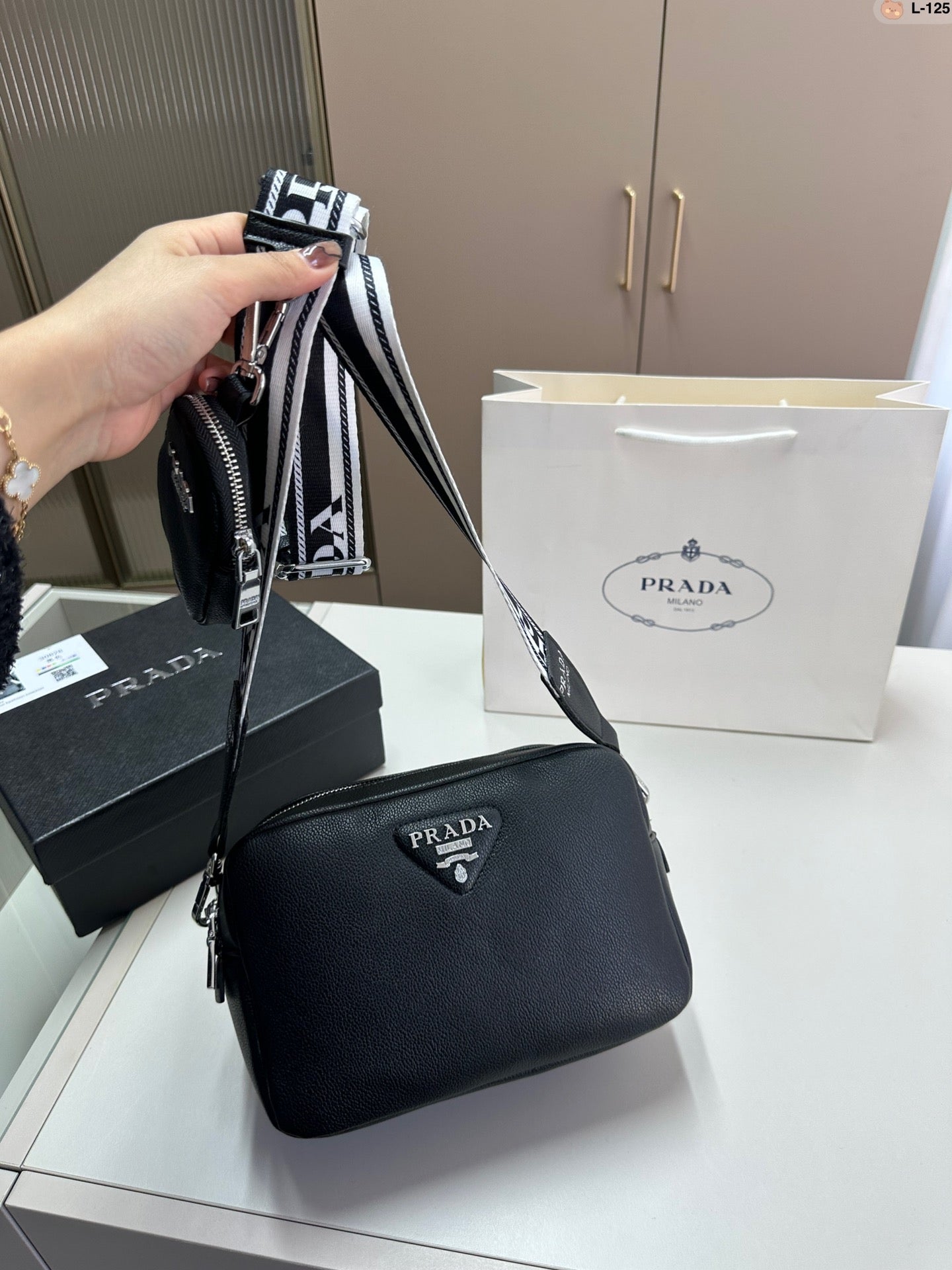 PRADA BAG-042