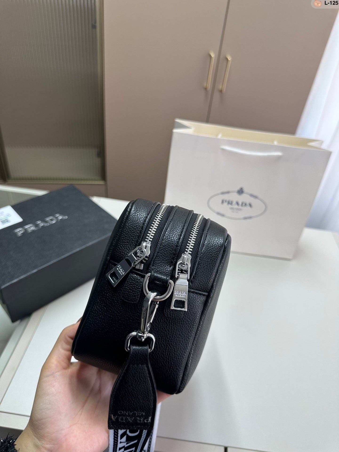 PRADA BAG-042