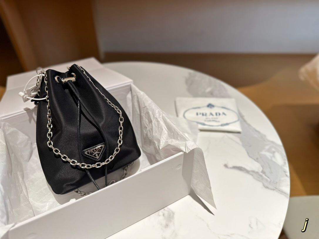 PRADA BAG-043