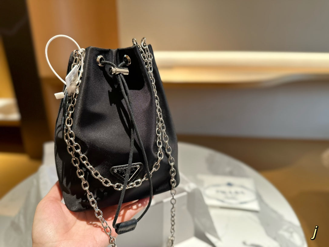 PRADA BAG-043