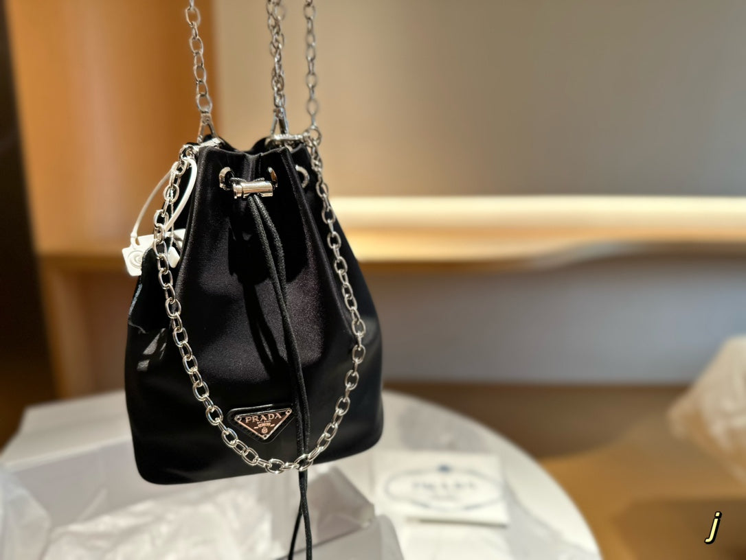 PRADA BAG-043