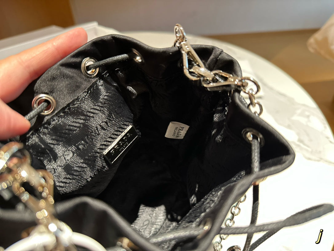PRADA BAG-043