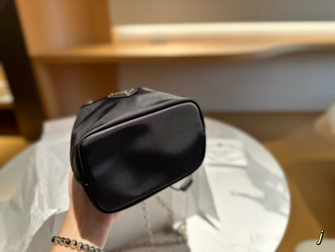 PRADA BAG-043