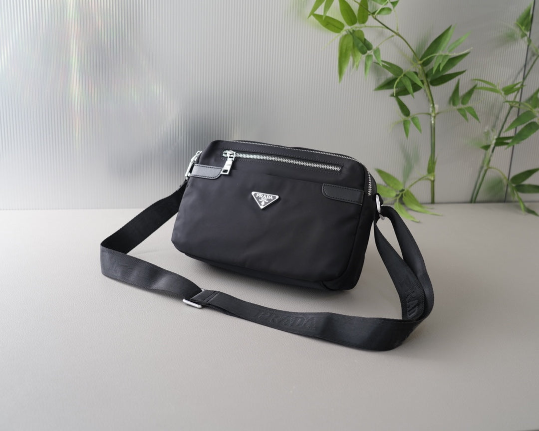 PRADA BAG-045