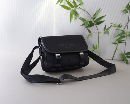 PRADA BAG-046