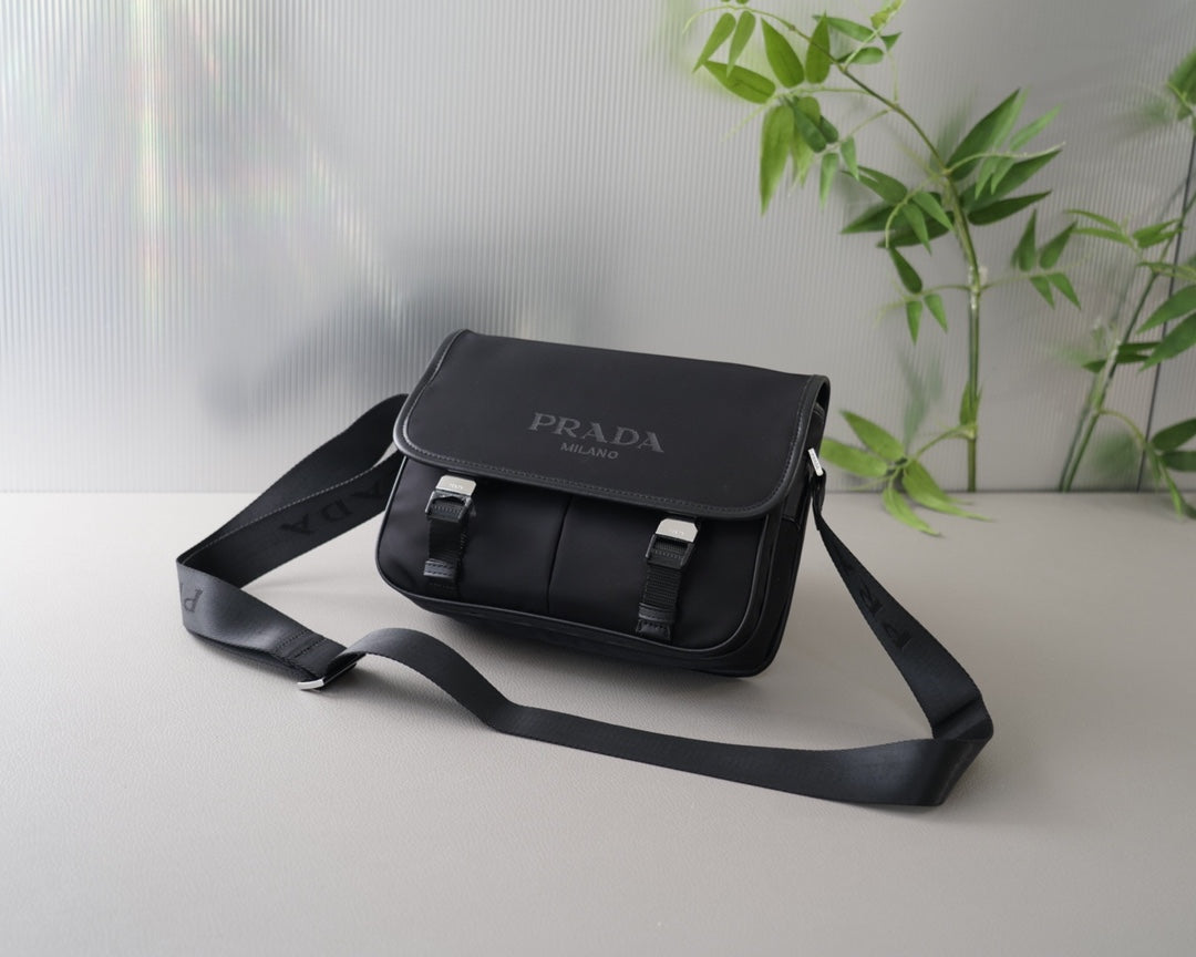 PRADA BAG-046
