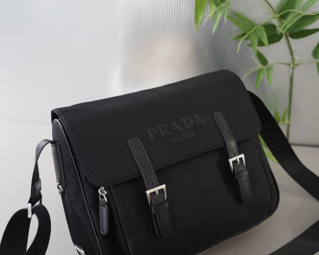 PRADA BAG-049