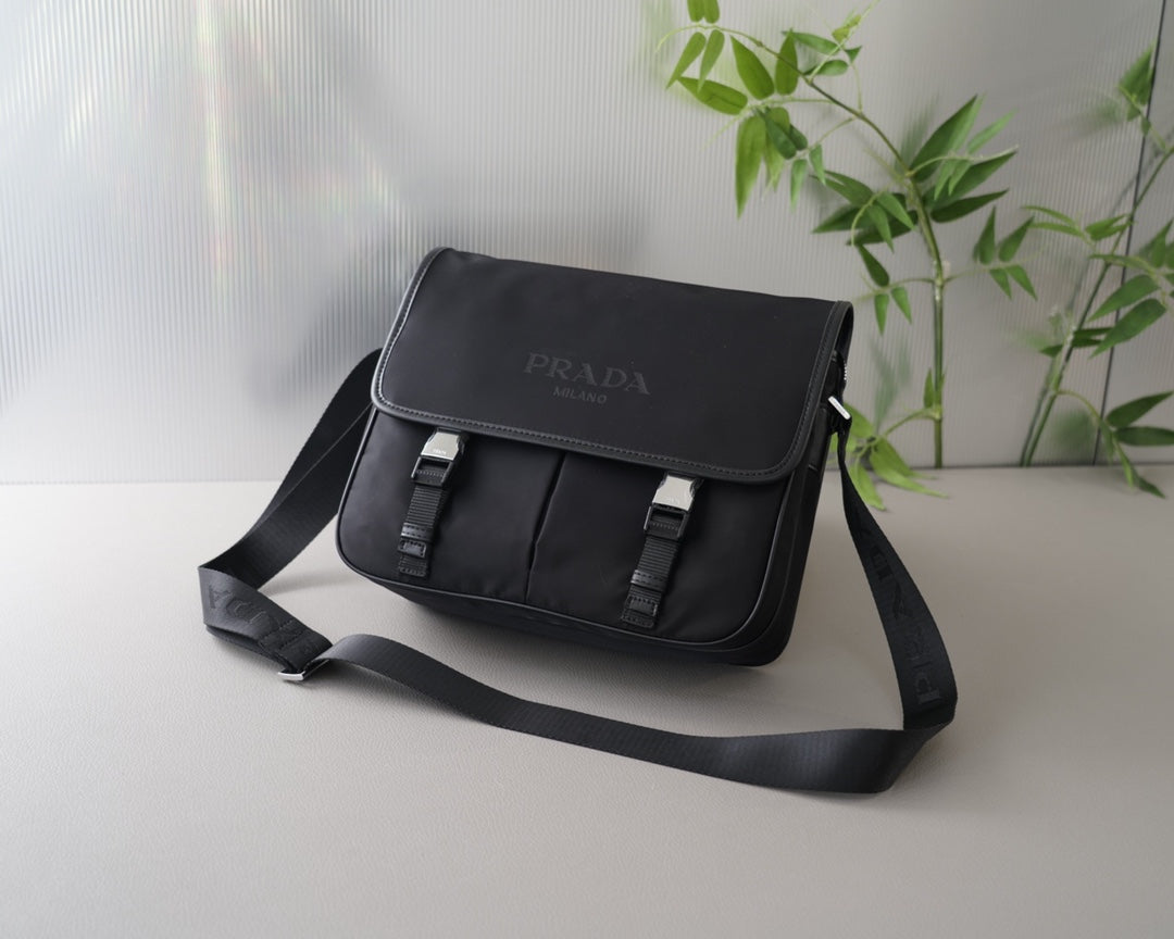 PRADA BAG-050