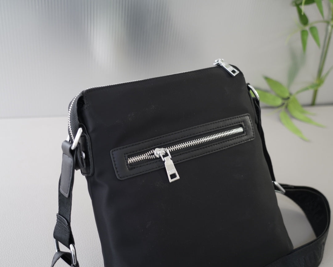 PRADA BAG-051