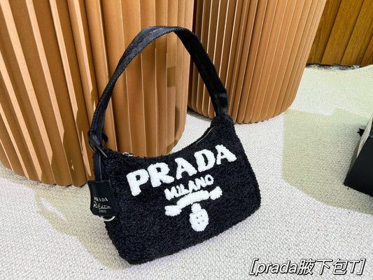 PRADA BAG-061