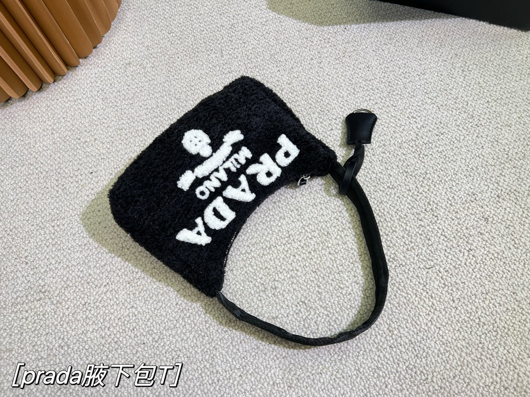 PRADA BAG-061