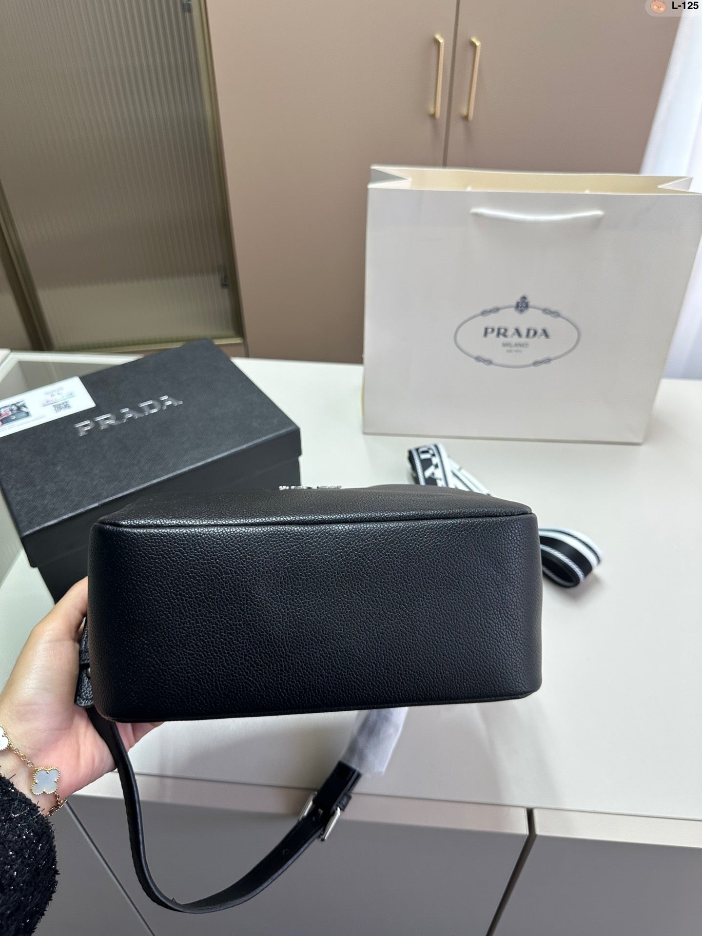 PRADA BAG-062