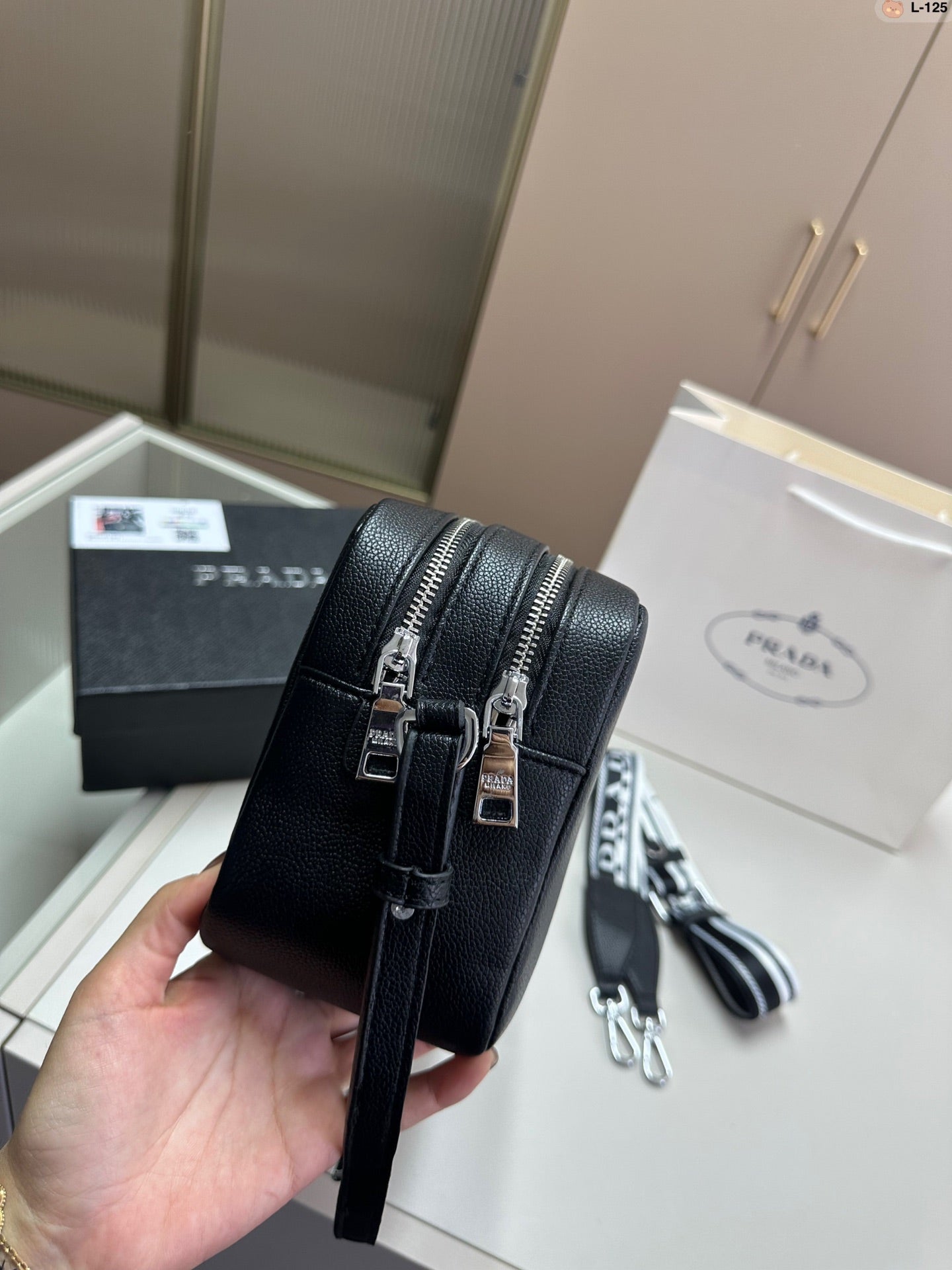 PRADA BAG-062
