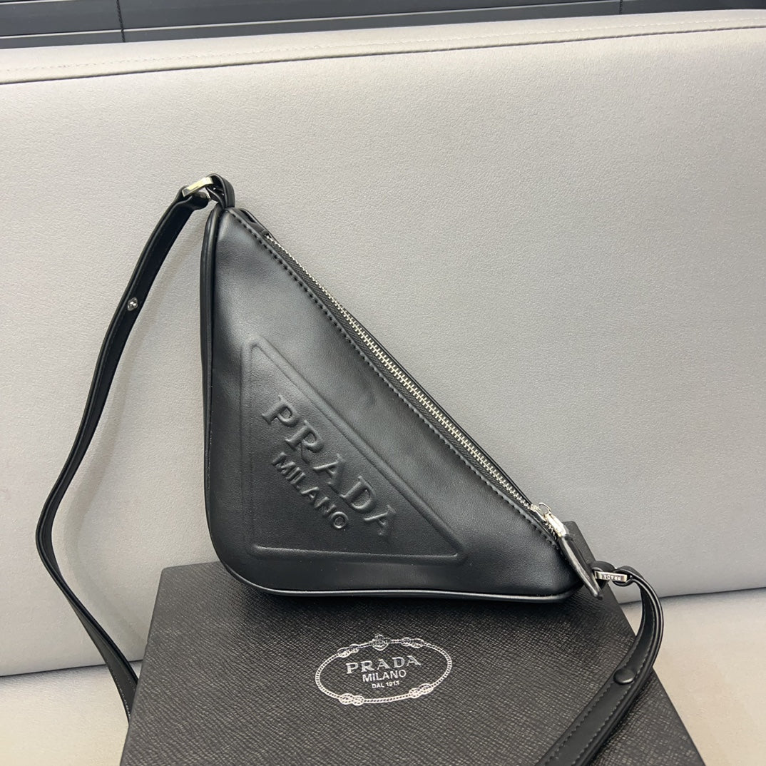 PRADA BAG-075
