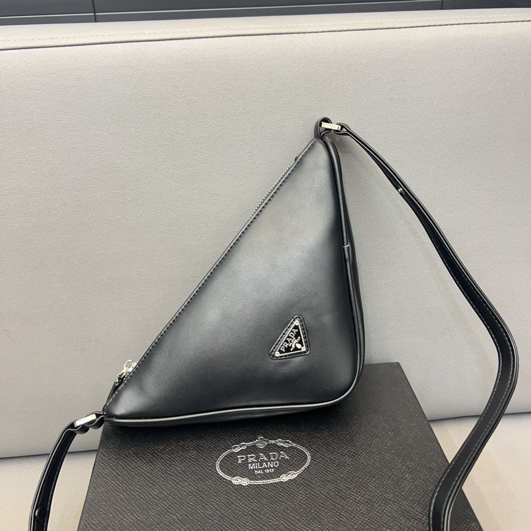 PRADA BAG-075
