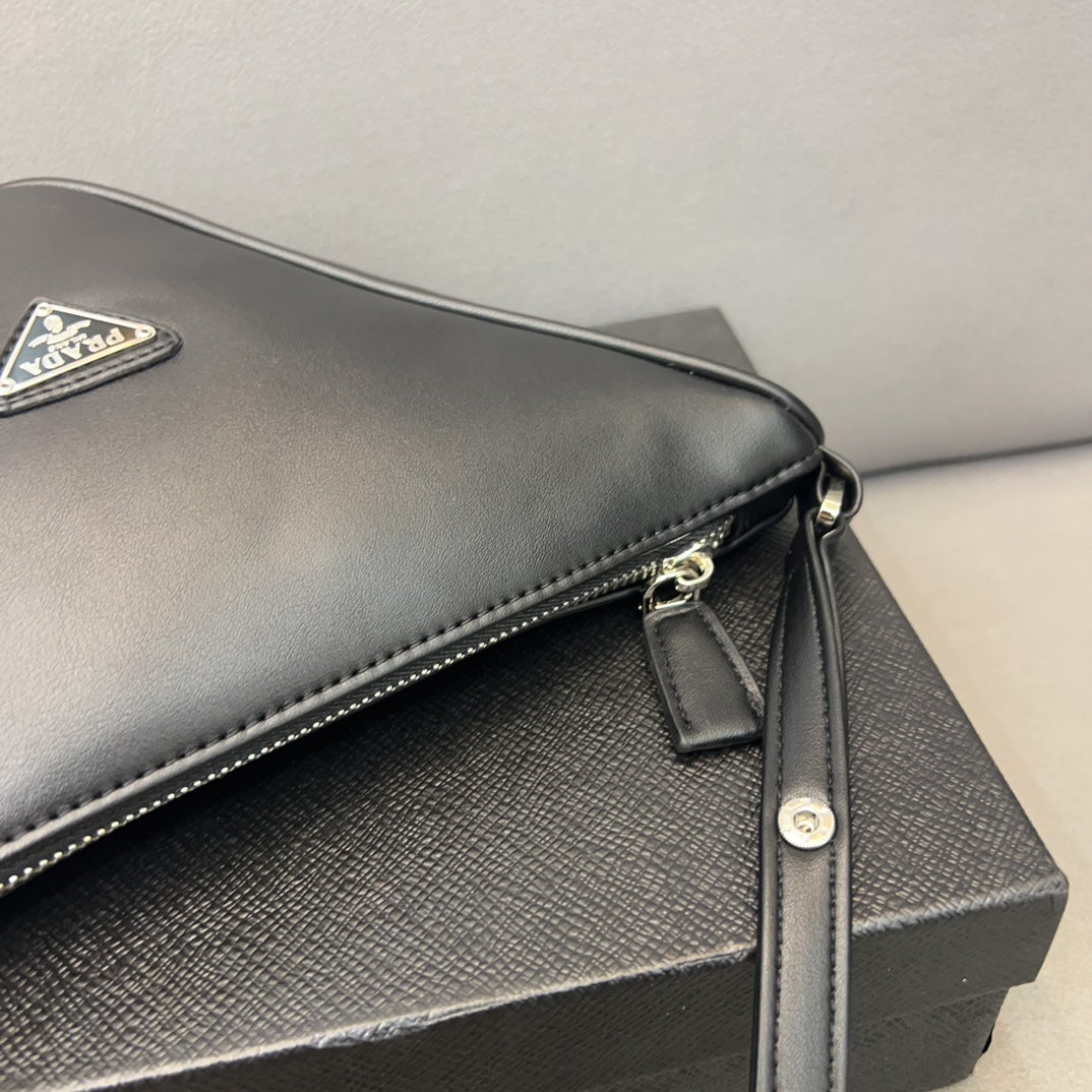 PRADA BAG-075