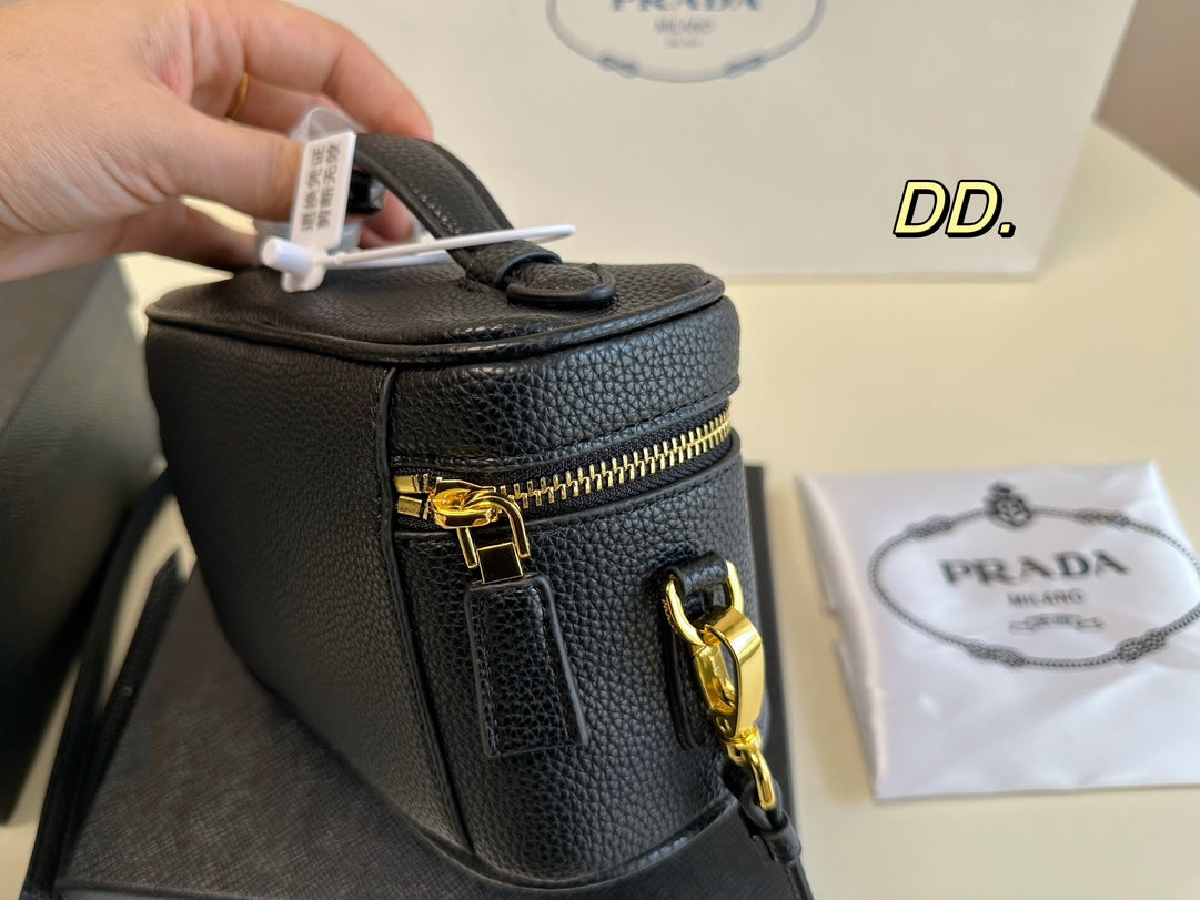 PRADA BAG-080