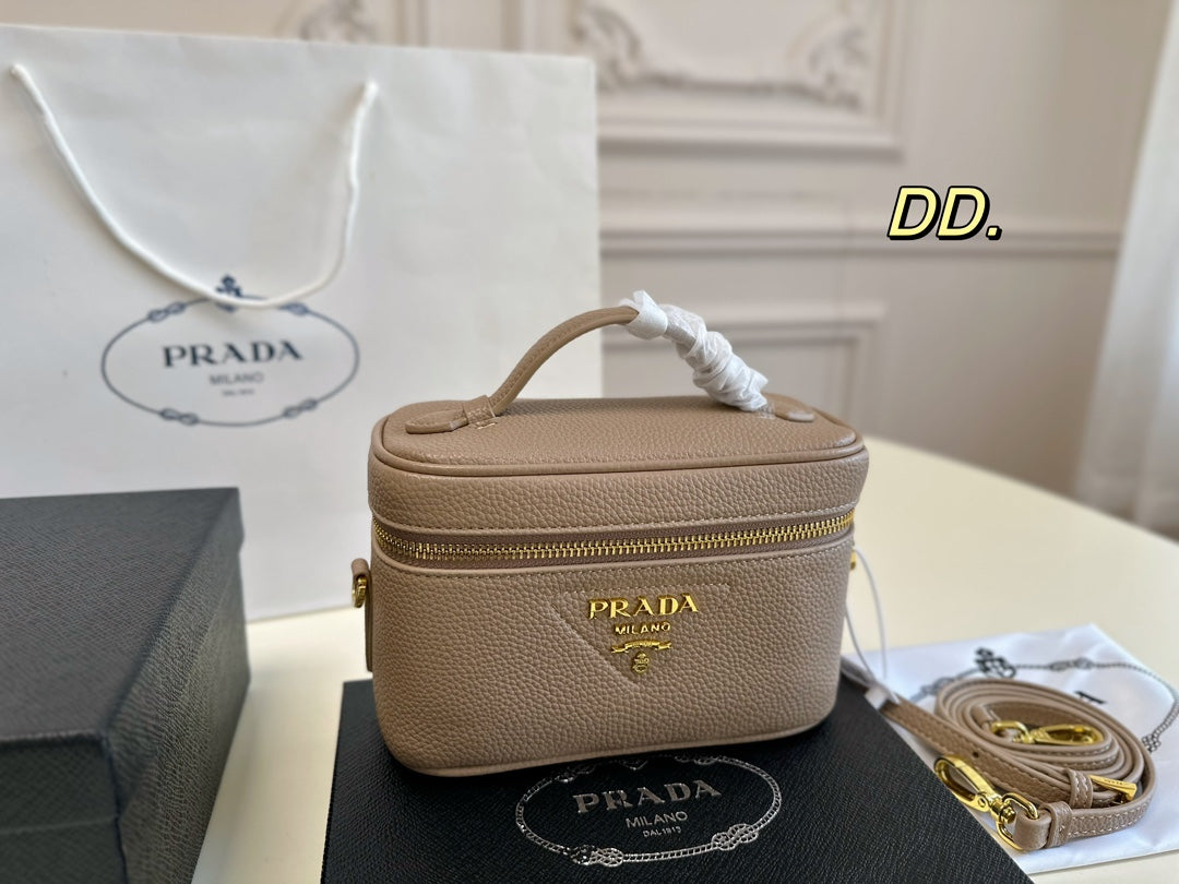 PRADA BAG-081