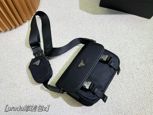 PRADA BAG-082