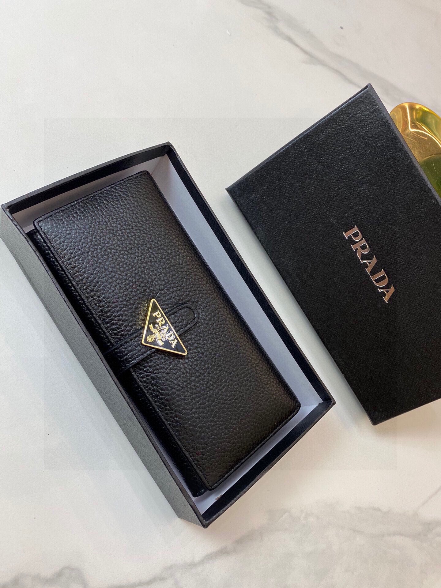PRADA BAG-085