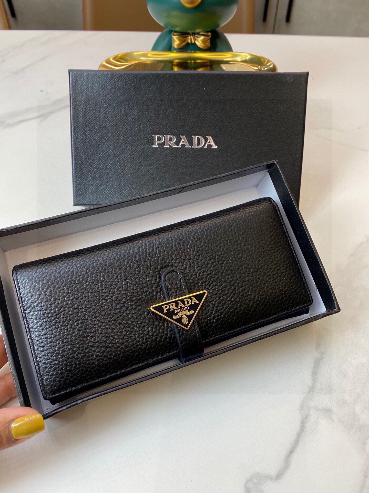 PRADA BAG-085