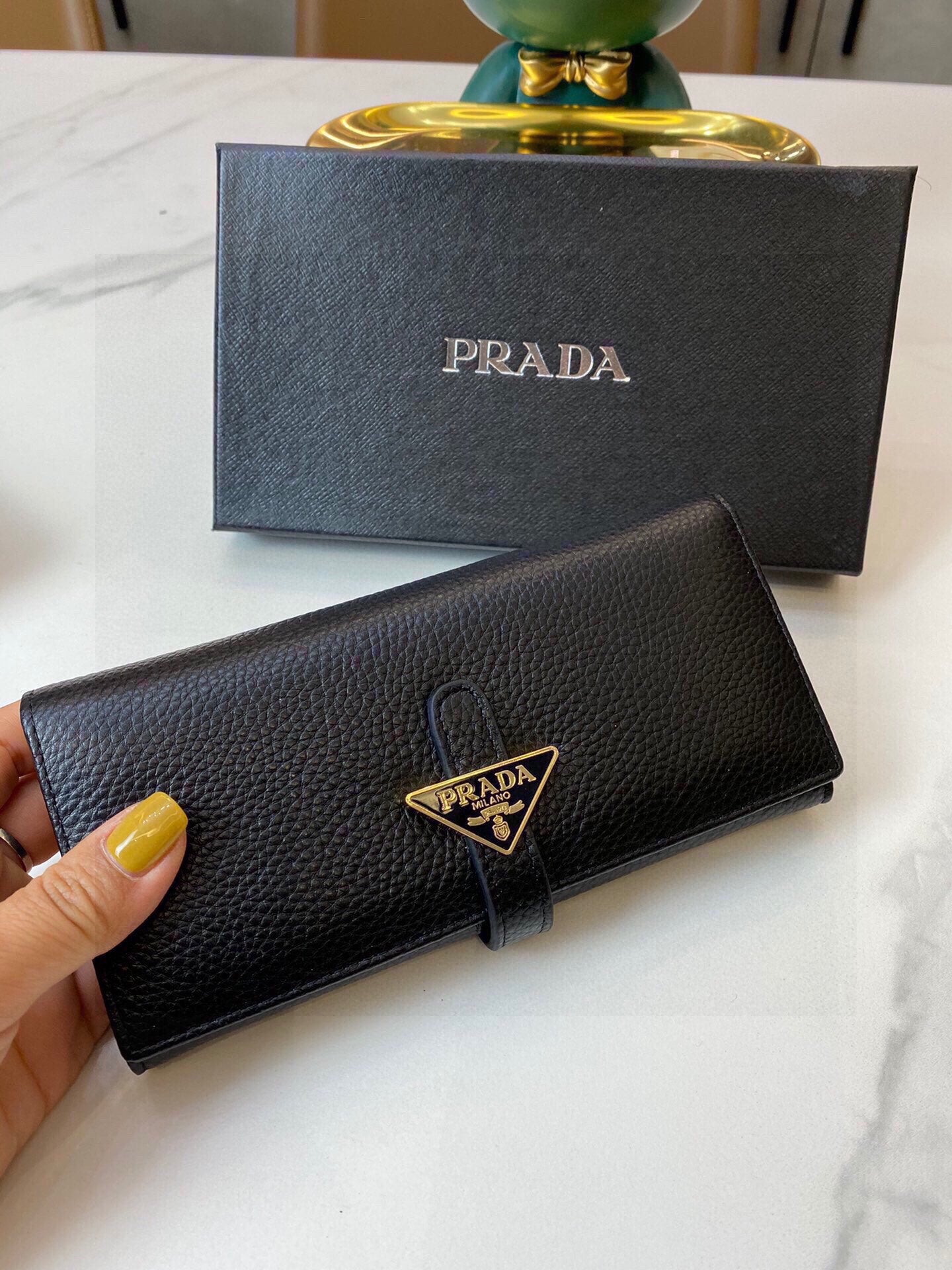 PRADA BAG-085